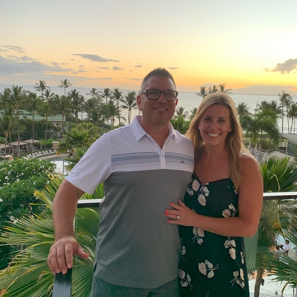 Meet your Posher, Liz - Picture 1 of 1